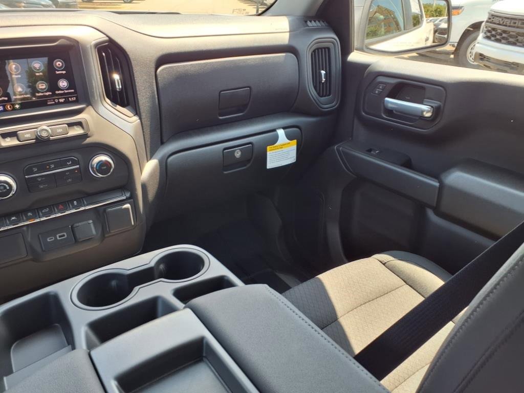 2026 Chevrolet Silverado 1500 Custom photo 19