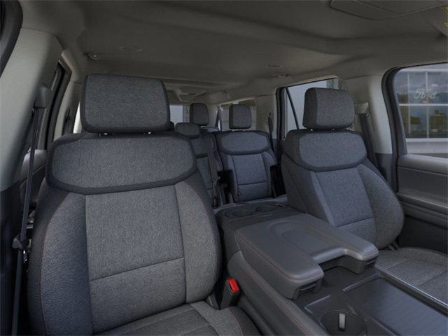 2025 Ford Expedition MAX photo 8
