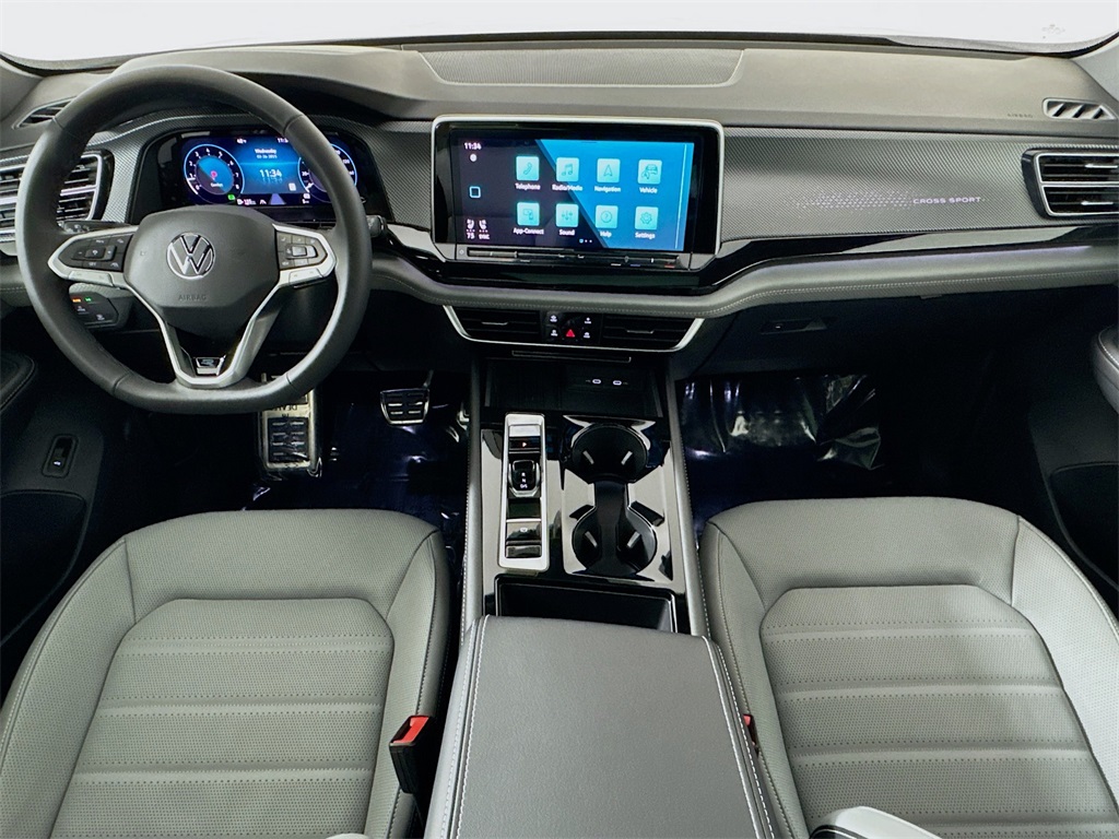 2025 Volkswagen Atlas Cross Sport SEL R-Line photo 14