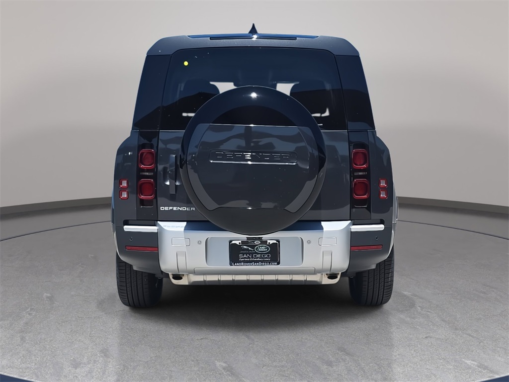 2025 Land Rover Defender 130 S photo 6