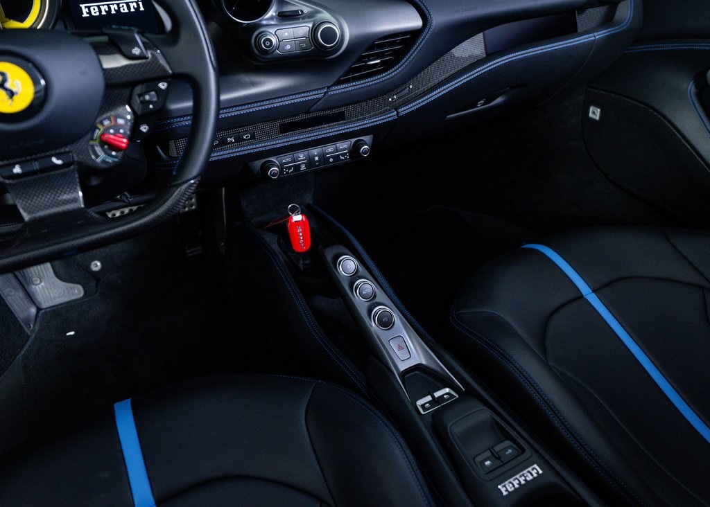 2023 Ferrari F8 Spider Base photo 21