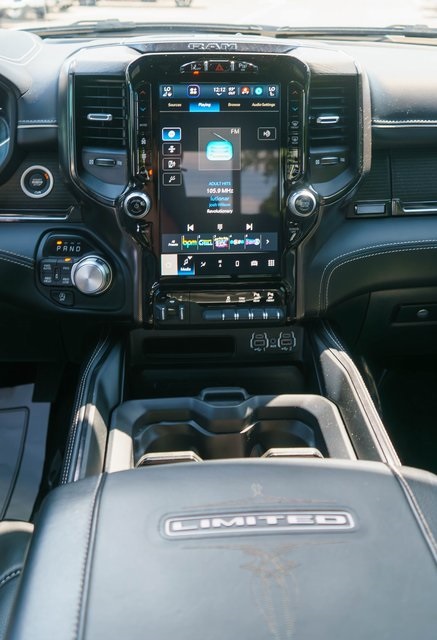 2023 Ram 1500 Limited photo 15