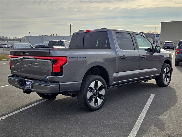 2024 Ford F-150 Lightning Platinum photo 2