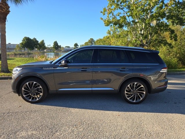 2020 Lincoln Aviator Reserve photo 2