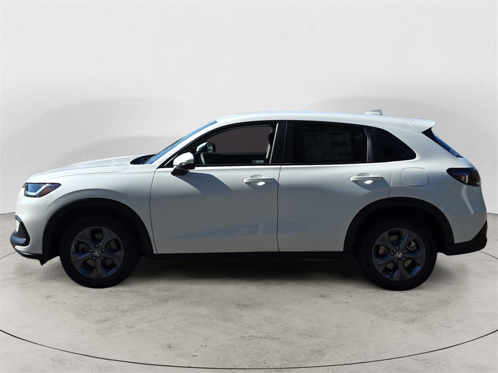 2026 Honda HR-V LX photo 2