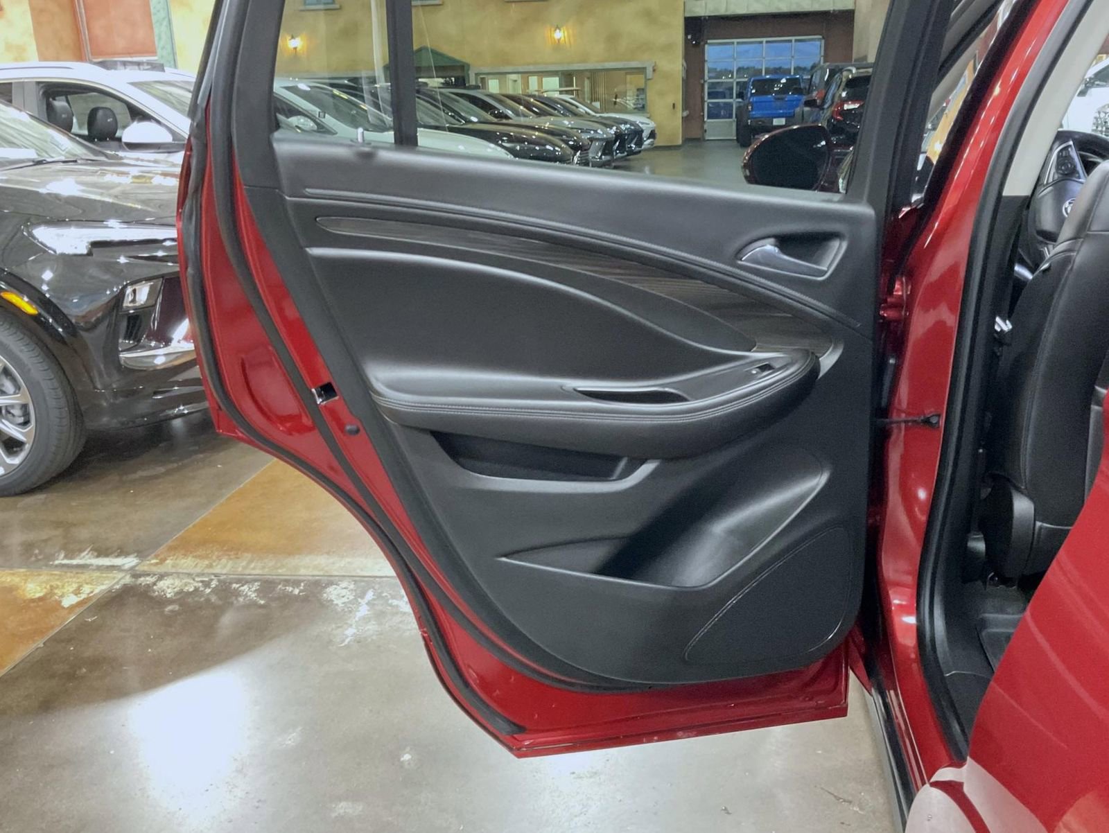 2019 Buick Envision Premium photo 19
