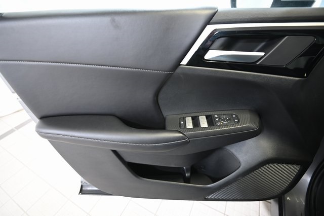 2023 Mitsubishi Outlander PHEV SE photo 21