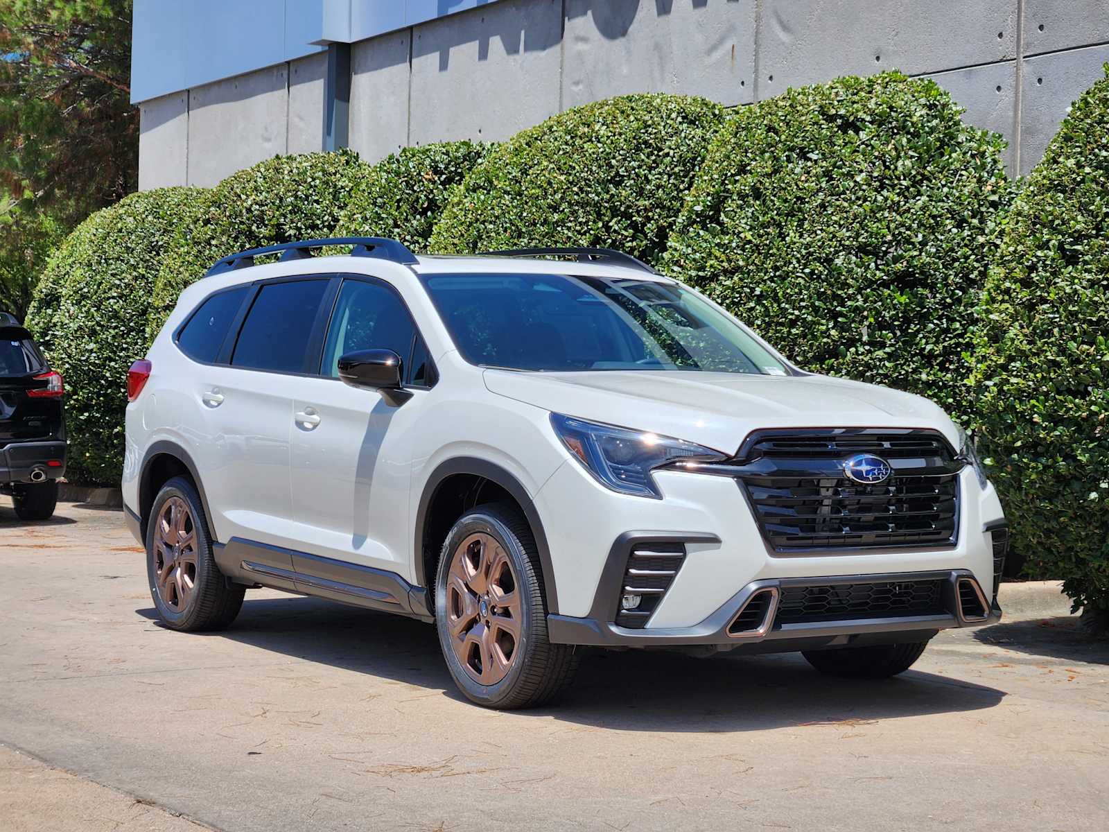 2025 Subaru Ascent Limited photo 2