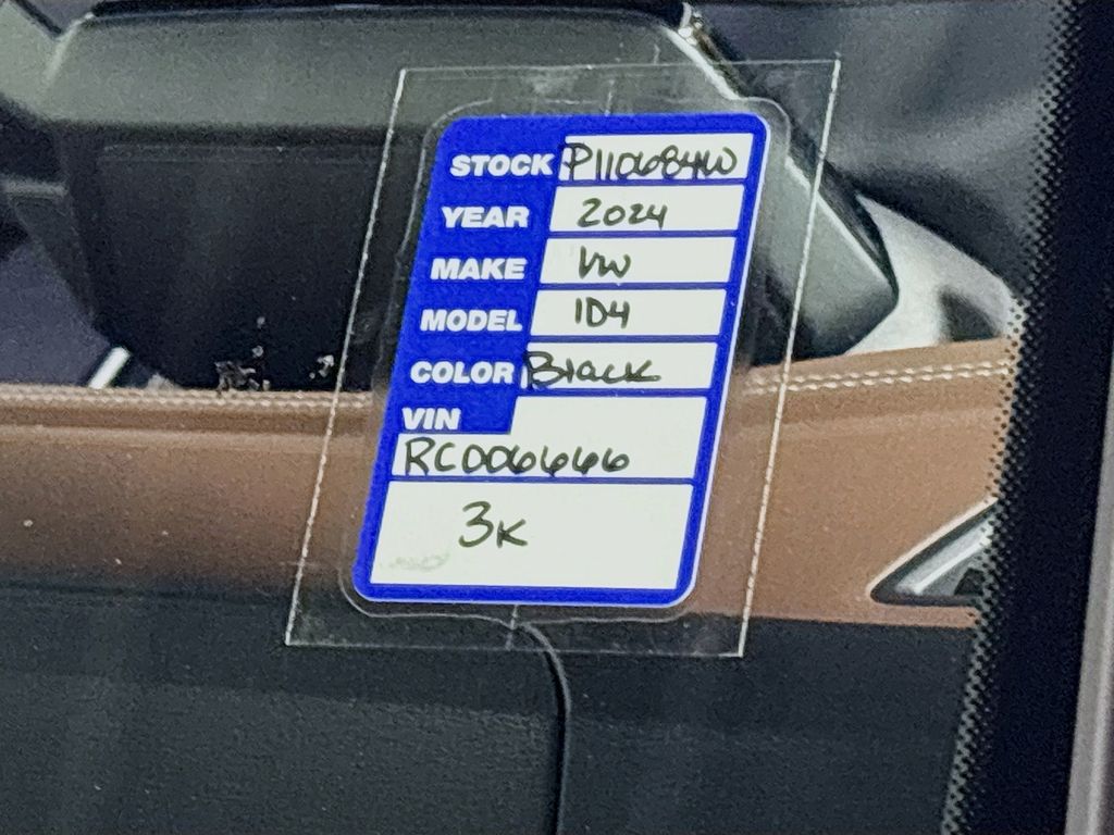 2024 Volkswagen ID.4 Standard photo 23
