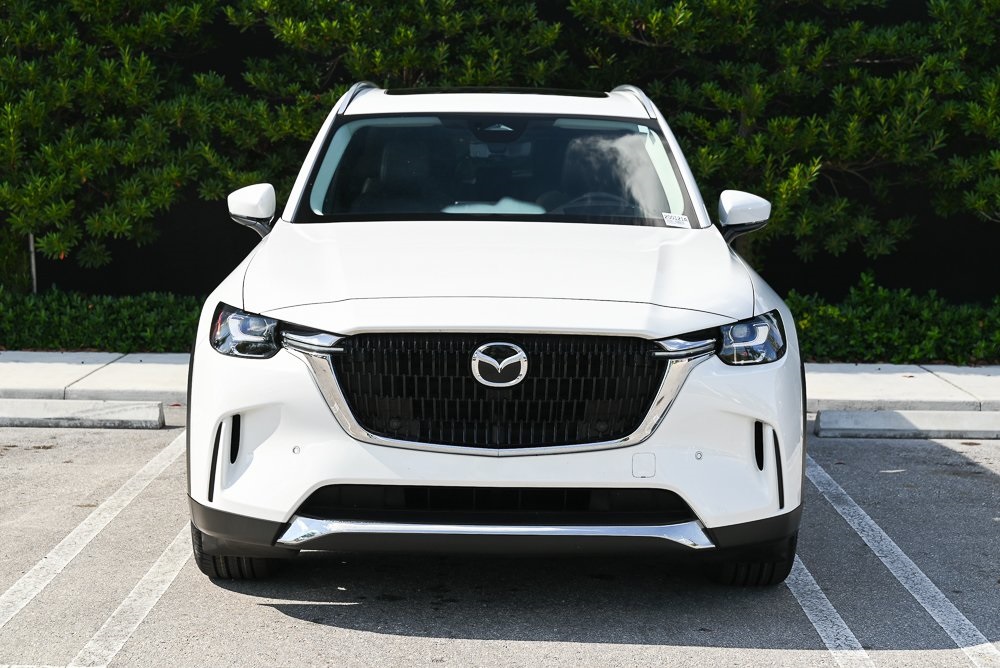 2024 Mazda CX-90 Premium photo 2