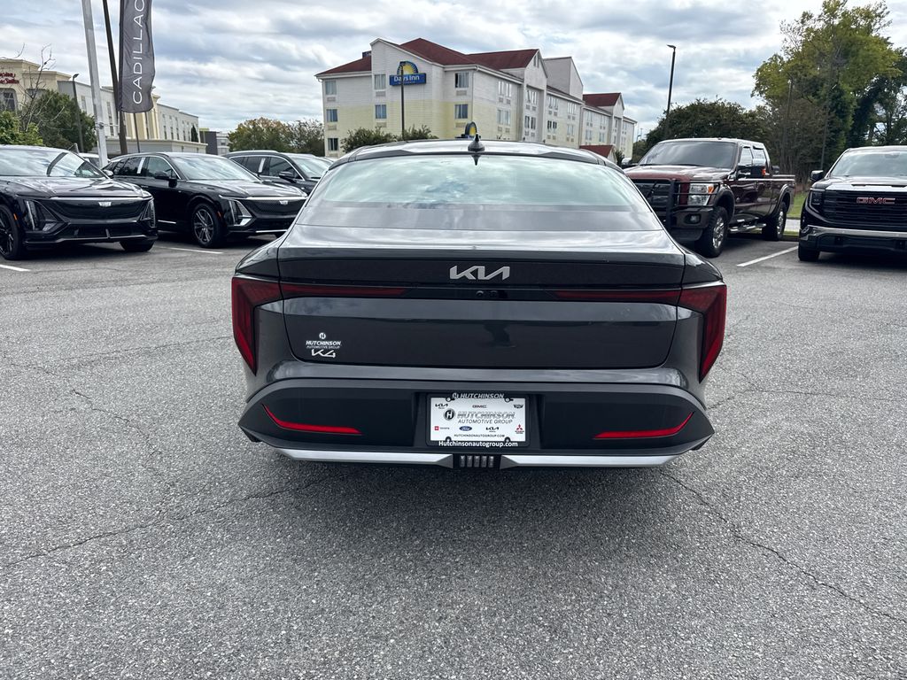 2025 Kia K4 LX photo 3
