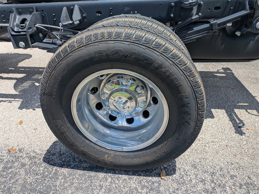 2025 Ram 3500 Tradesman photo 5