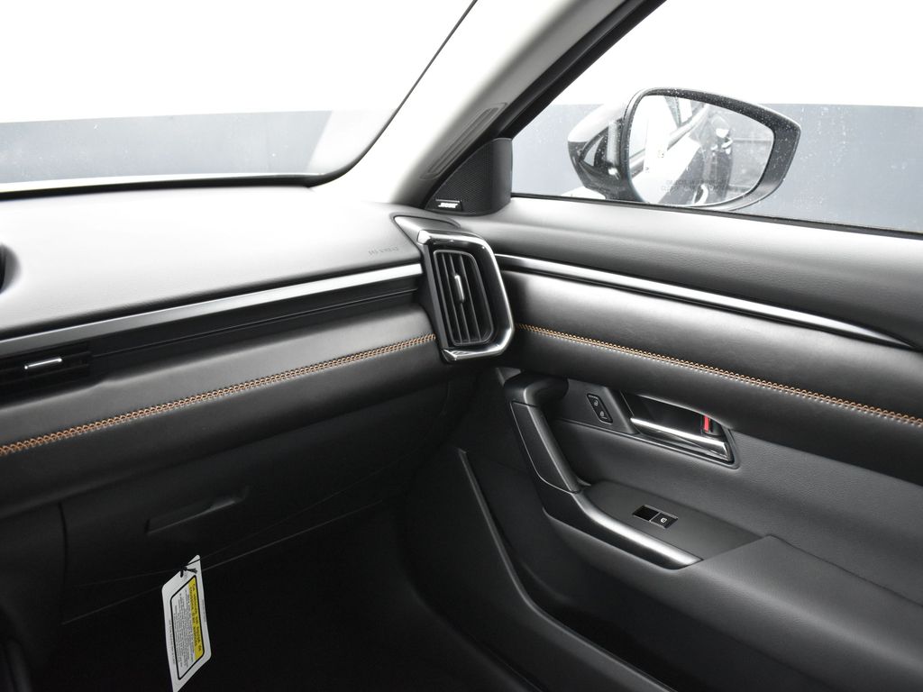 2025 Mazda CX-50 2.5 Premium Plus photo 25