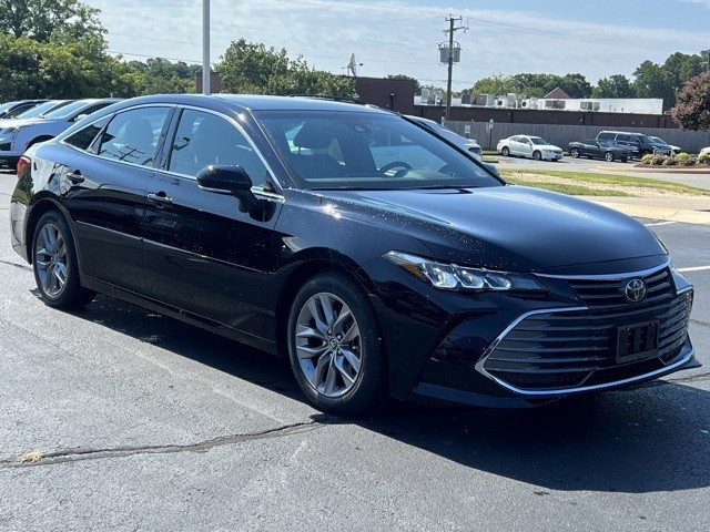 Pre-Owned 2020 Toyota Avalon XLE 4D Sedan in Richmond #11398 | Moore ...