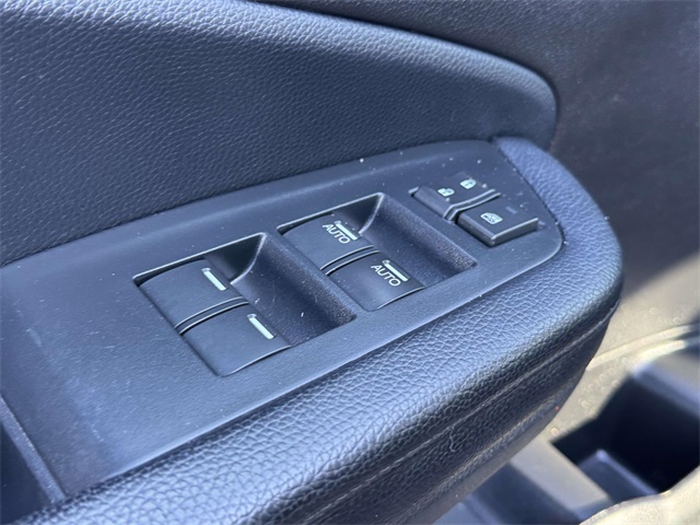 2022 Honda Pilot SE photo 15