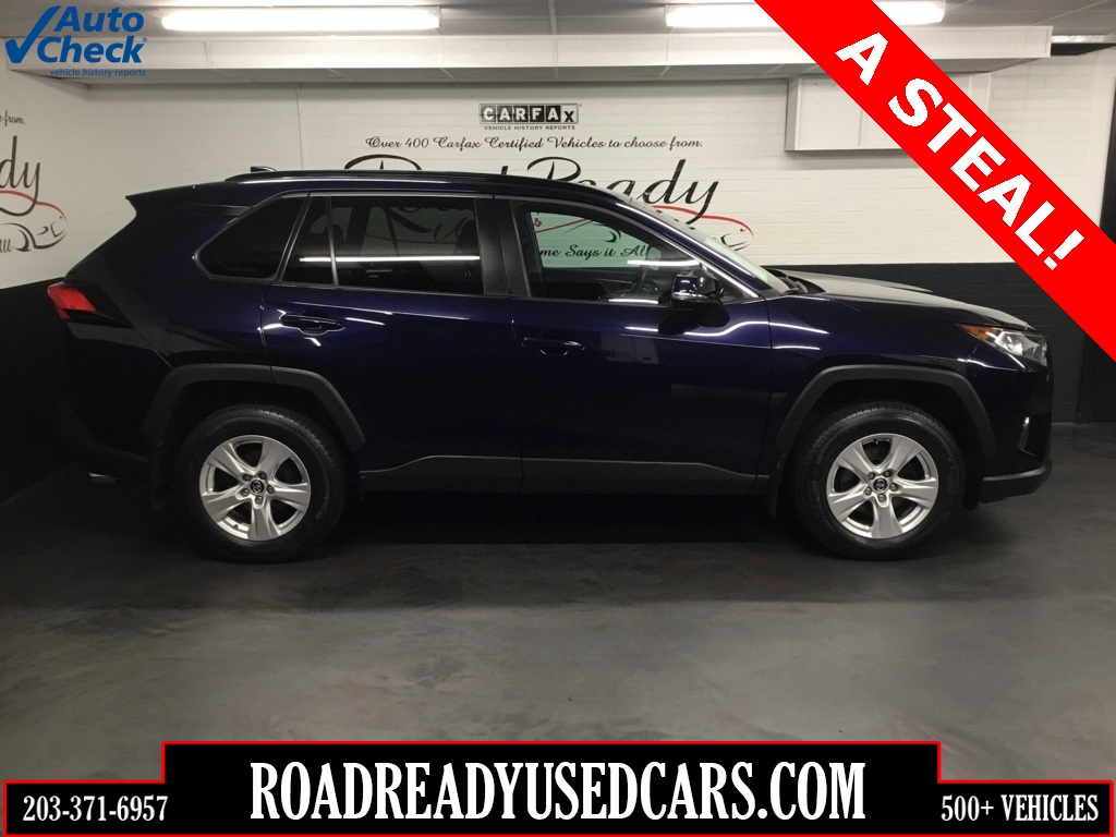 2020 Toyota RAV4 XLE's photo