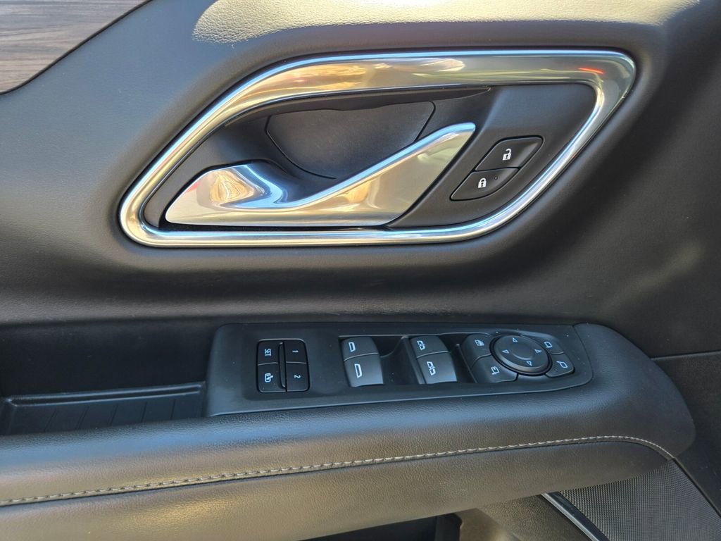 2022 Chevrolet Tahoe LT photo 17