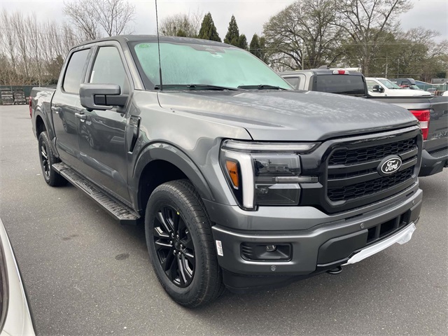 2025 Ford F-150 Lariat's photo