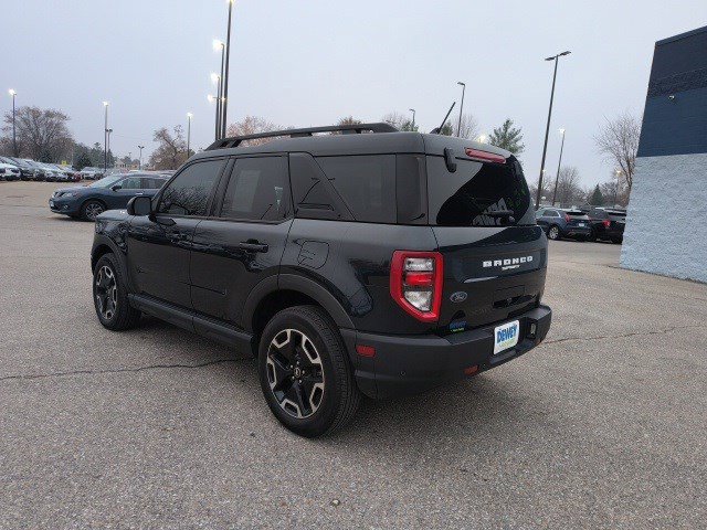 2022 Ford Bronco Sport Outer Banks photo 2