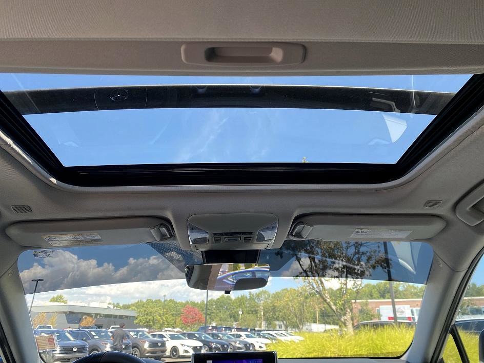 2025 Toyota RAV4 XLE Premium photo 18