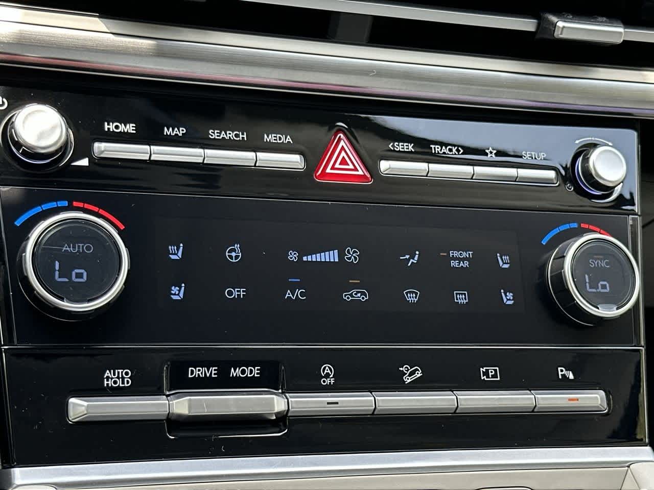 2025 Hyundai Santa Fe Calligraphy photo 20