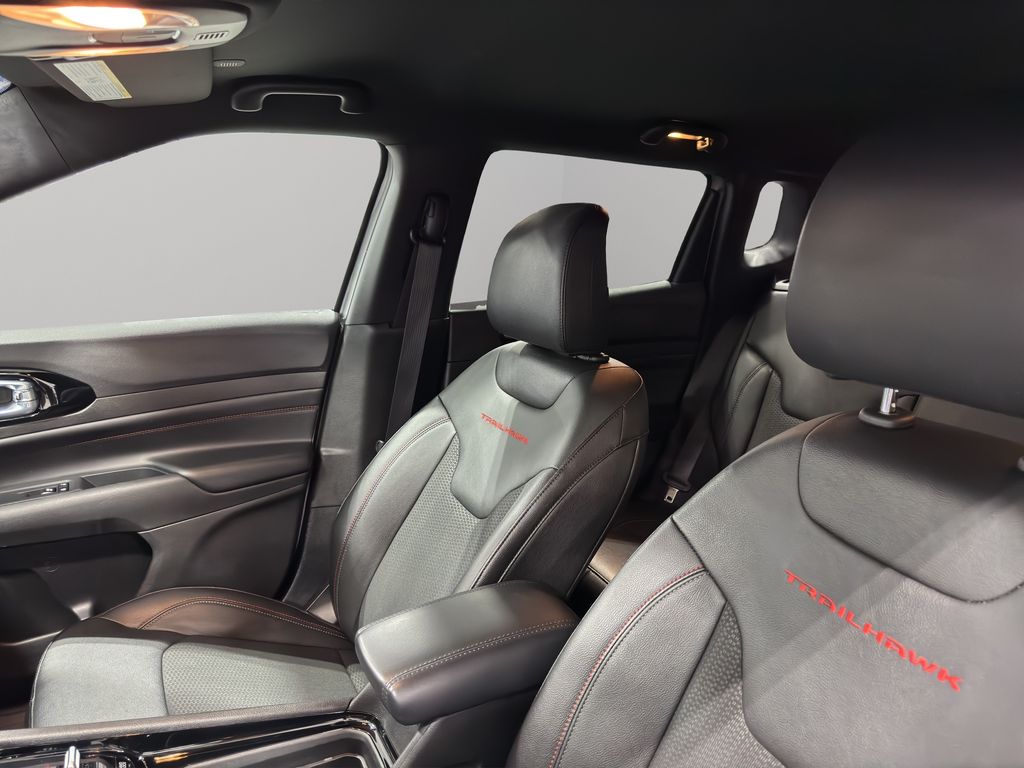 2024 Jeep Compass Trailhawk photo 14