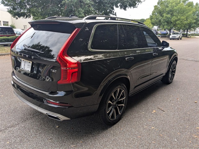 2016 Volvo XC90 T6 Momentum photo 6