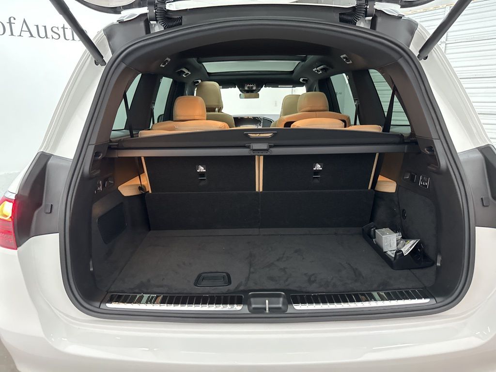 2026 Mercedes Benz GLS 580 4MATIC photo 22