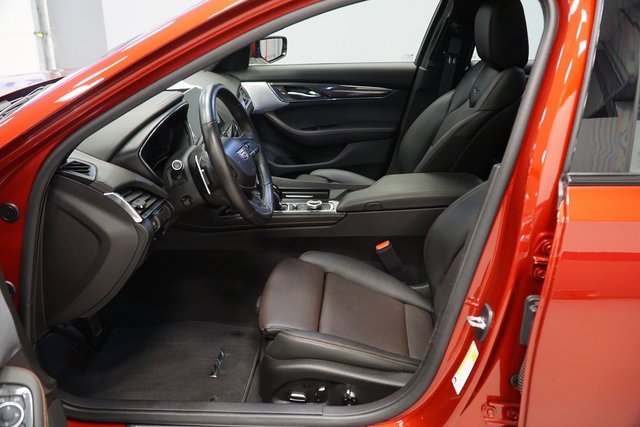 2023 Cadillac CT5 V photo 13