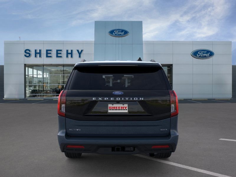 2025 Ford Expedition MAX photo 3
