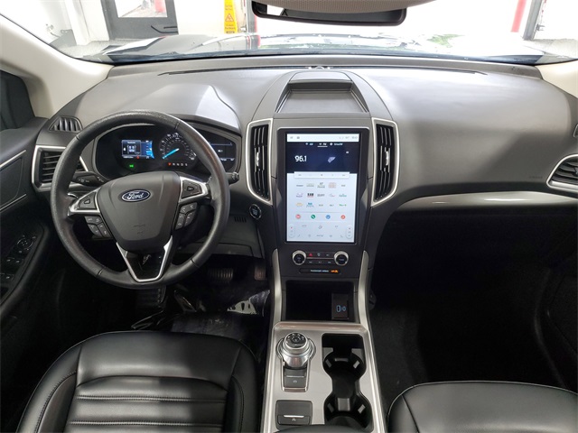 2024 Ford Edge SEL photo 25