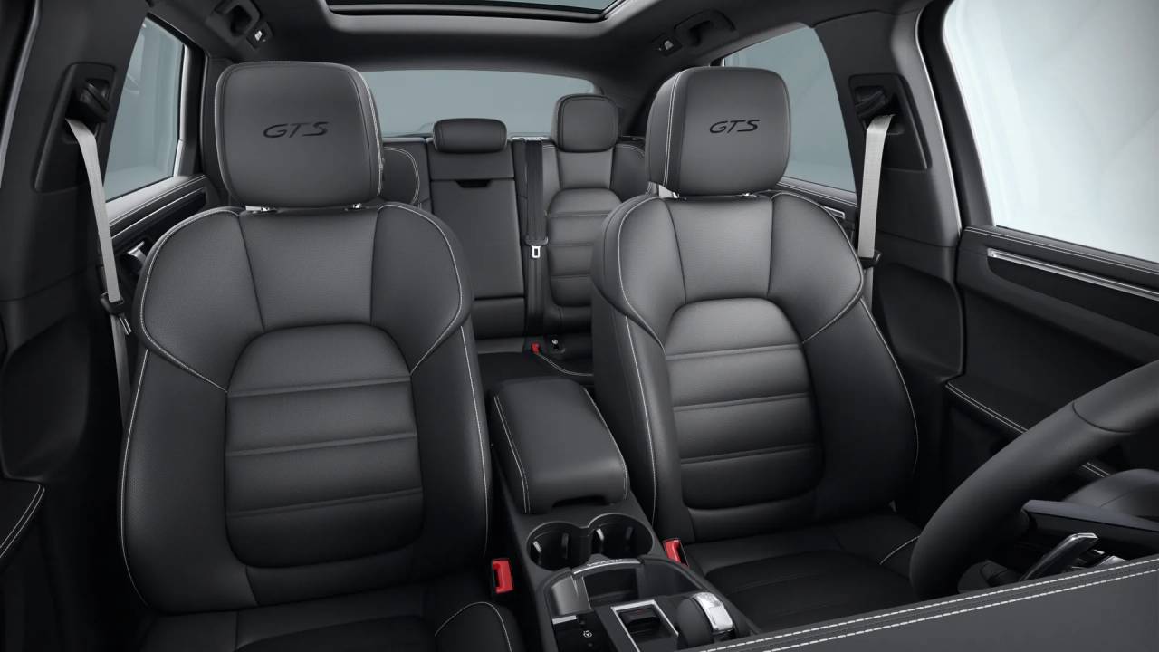 2026 Porsche Macan GTS photo 10