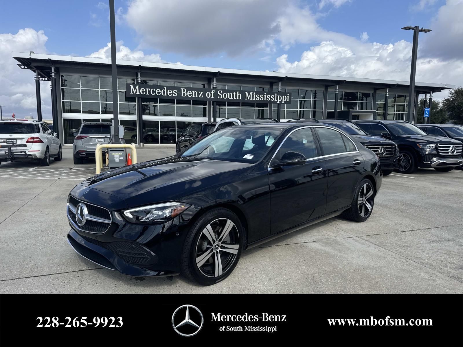 2025 Mercedes-Benz C-Class Sedan C 300's photo