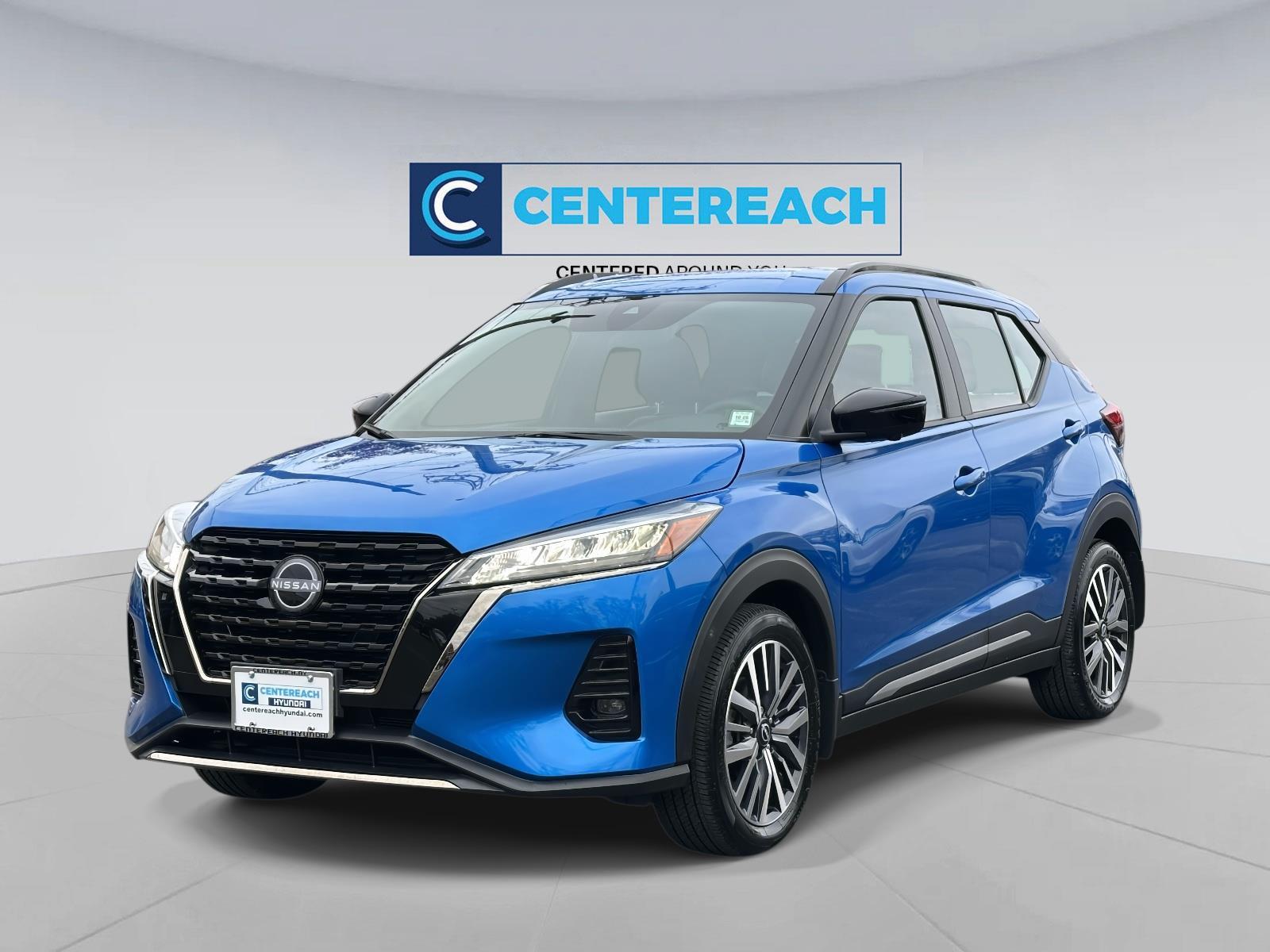 2023 Nissan Kicks SR