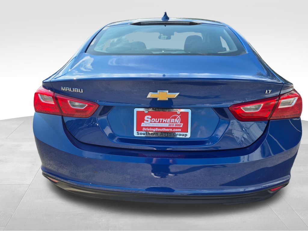 2023 Chevrolet Malibu 1LT photo 11