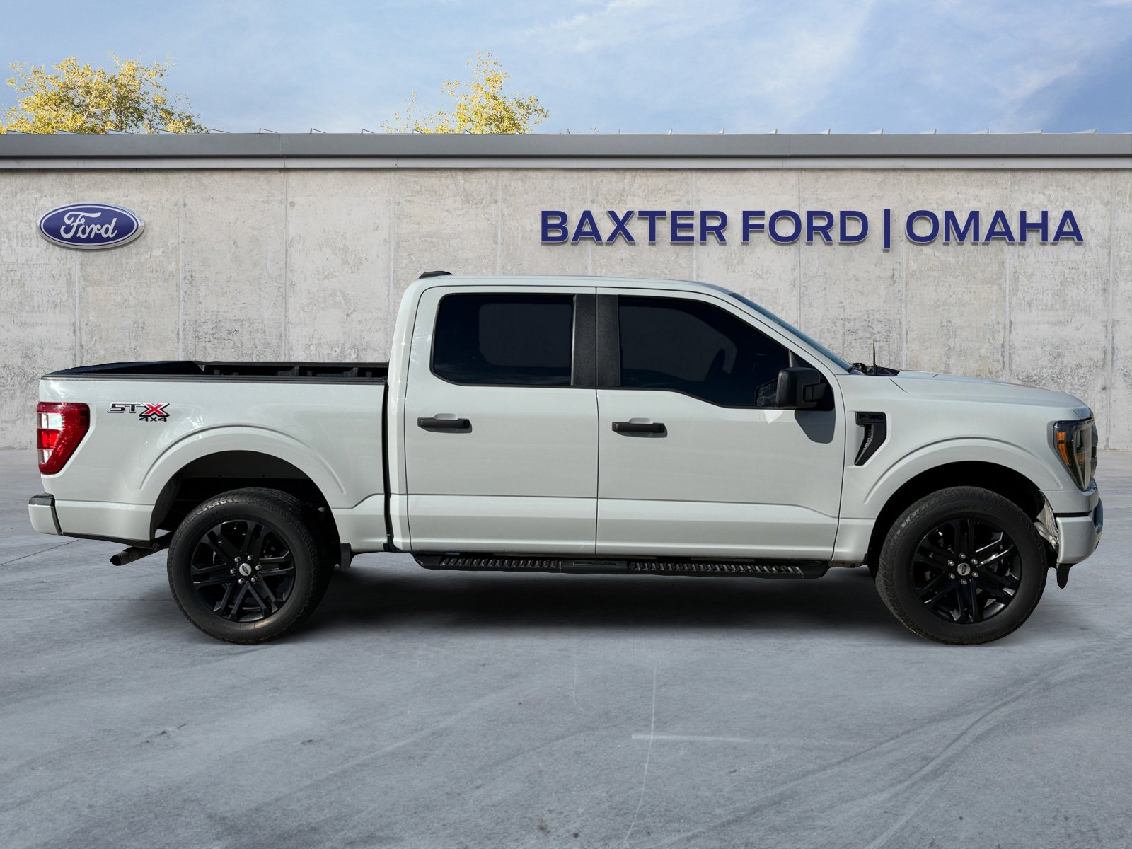 2023 Ford F-150 XL photo 12