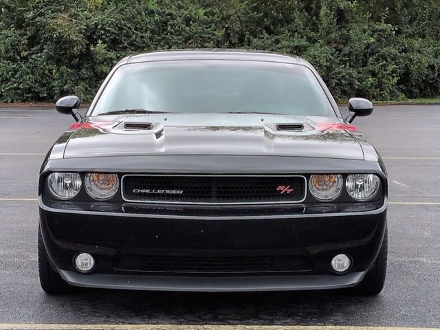 2014 Dodge Challenger R/T Plus photo 4