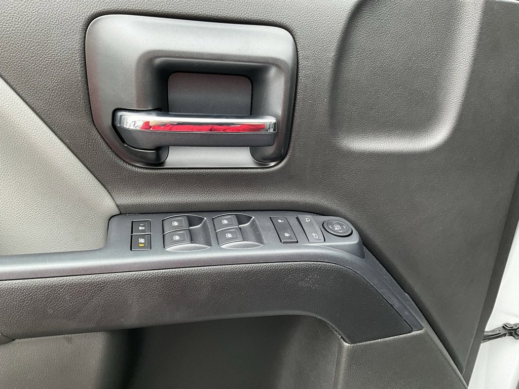 2024 Chevrolet Silverado 5500HD Work Truck photo 4
