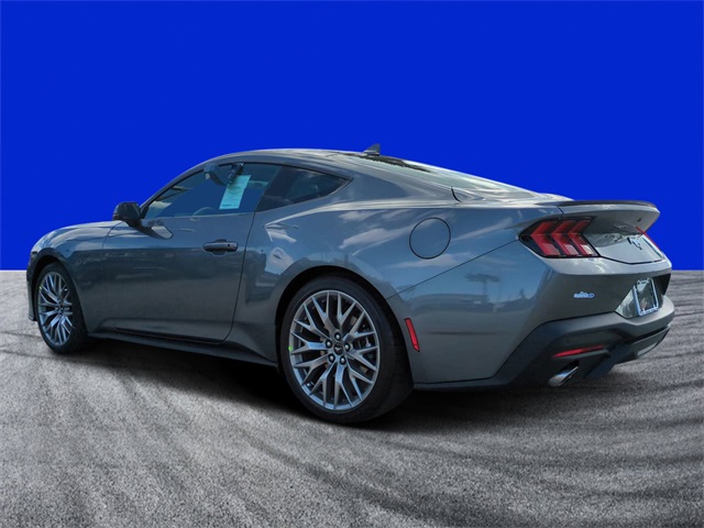 2025 Ford Mustang EcoBoost Premium photo 5