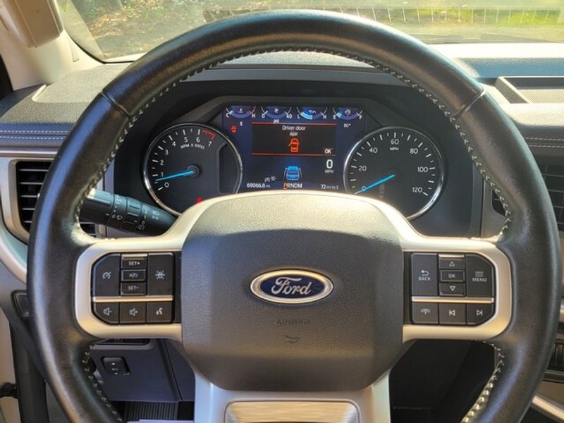 2024 Ford Expedition XLT photo 24