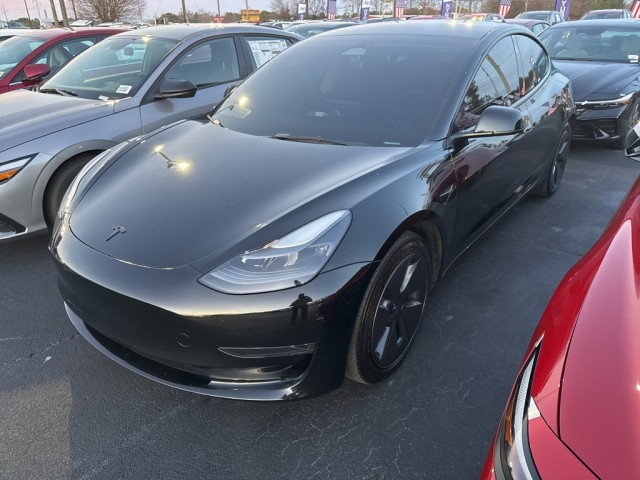 2023 Tesla Model 3 Base's photo