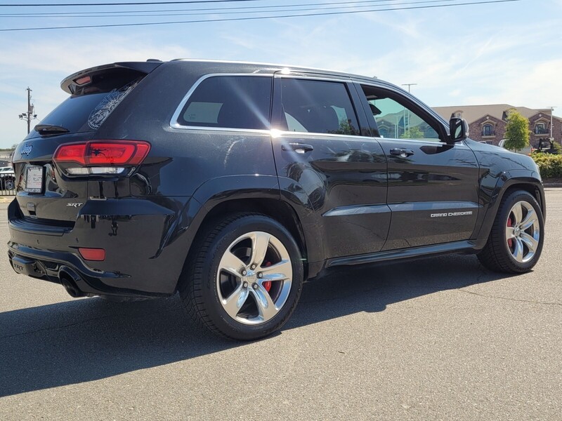 2014 Jeep Grand Cherokee SRT8 photo 3