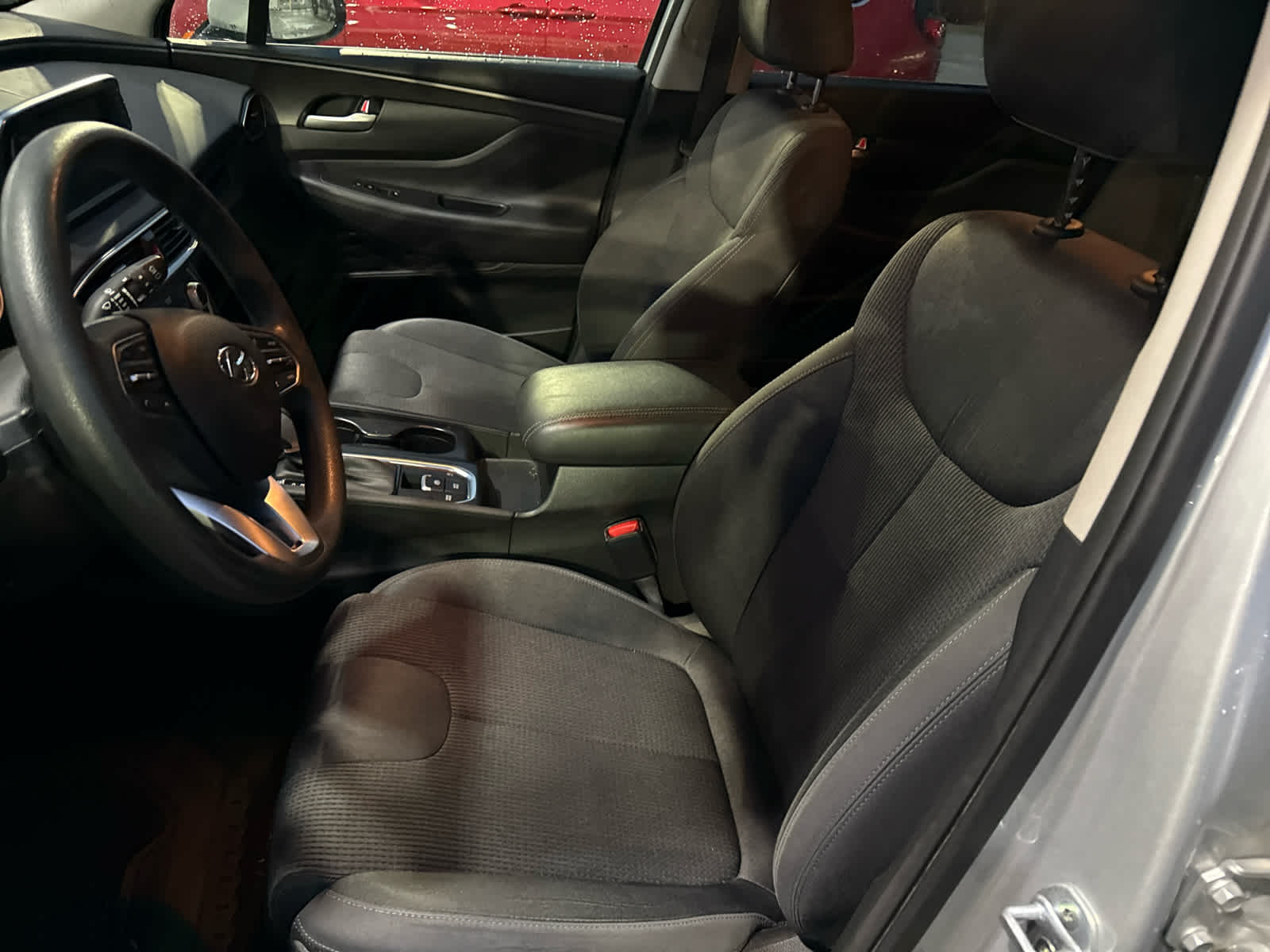 2019 Hyundai Santa Fe SEL photo 4