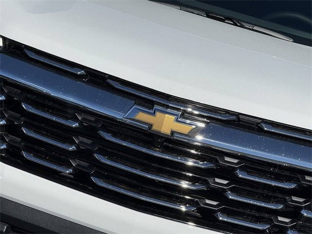 2026 Chevrolet Equinox LT photo 3