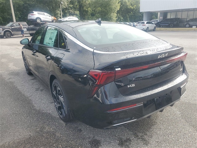 2025 Kia K5 GT-Line photo 4