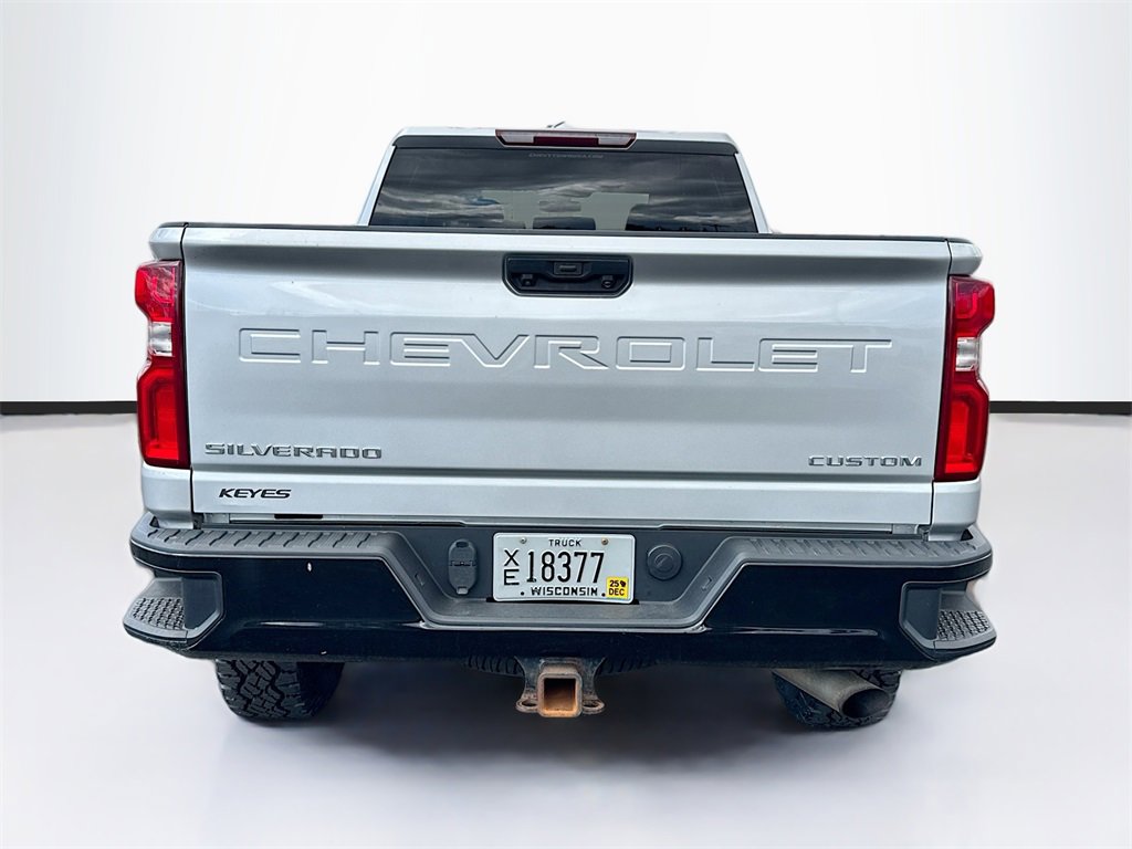 2020 Chevrolet Silverado 2500HD Custom photo 4