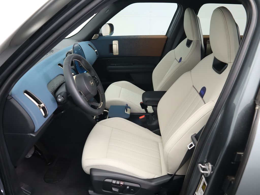2025 Mini Countryman ALL4 Signature photo 19