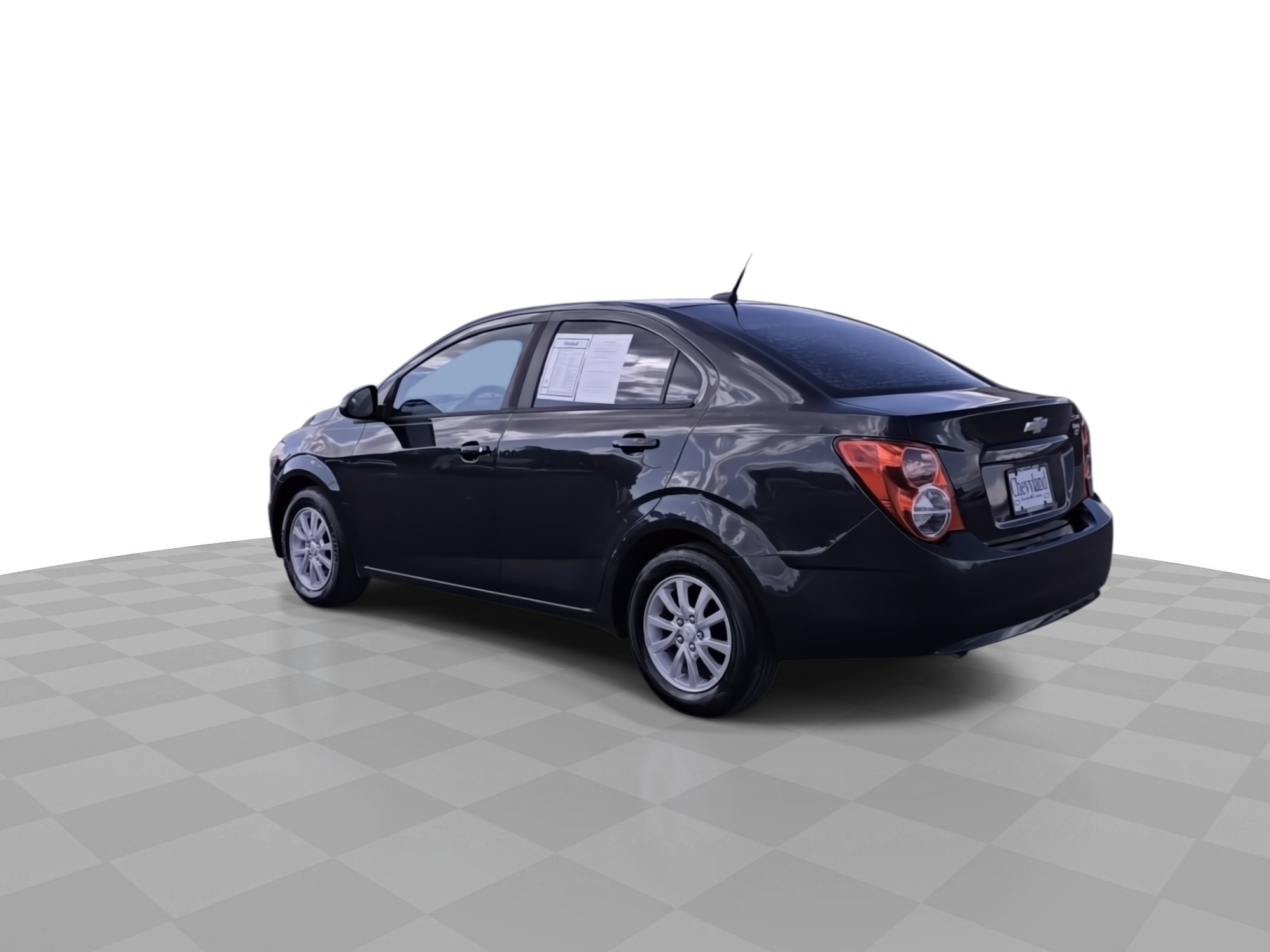 2013 Chevrolet Sonic LS photo 6