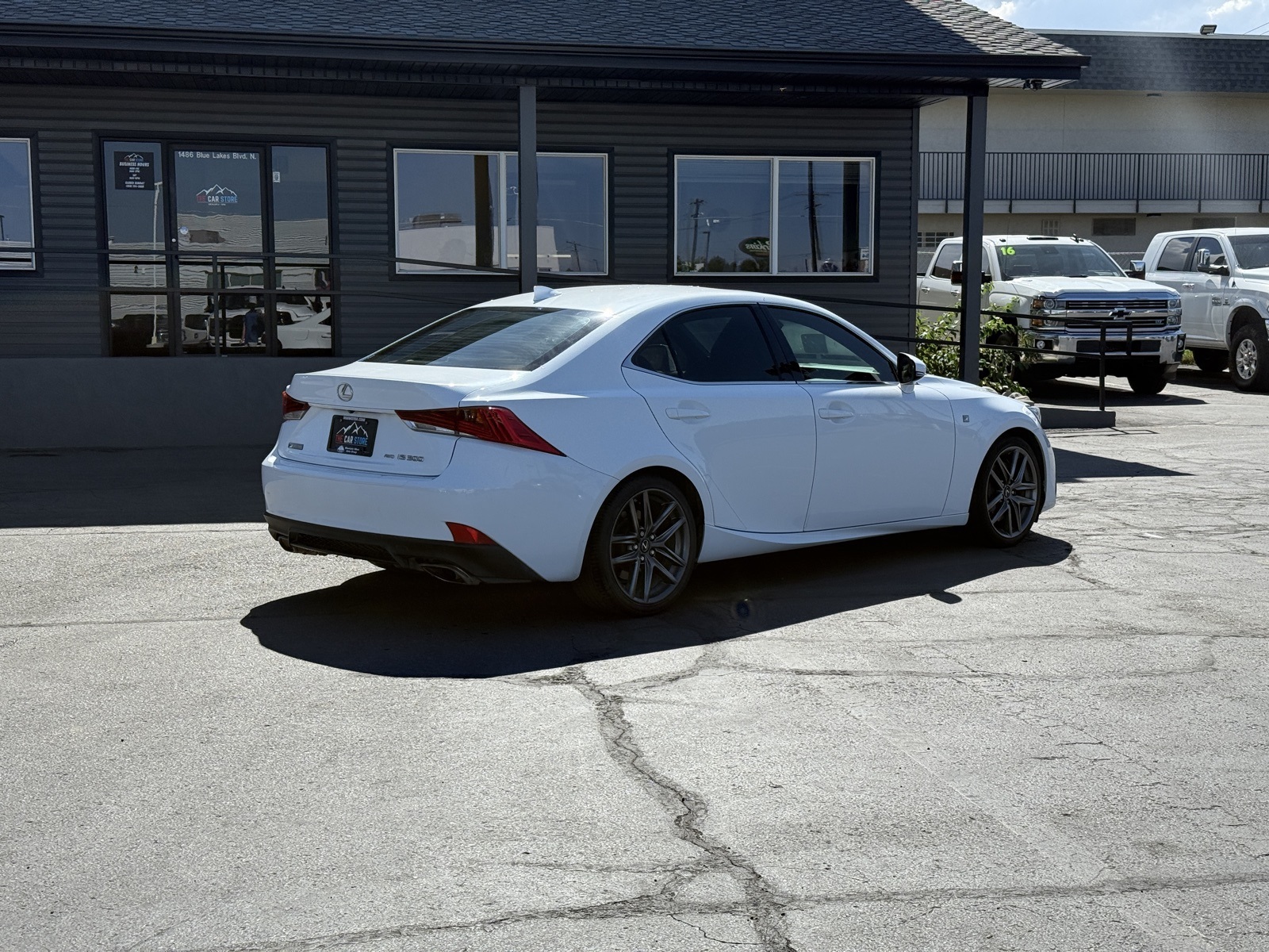 2017 Lexus IS 300 F SPORT photo 5
