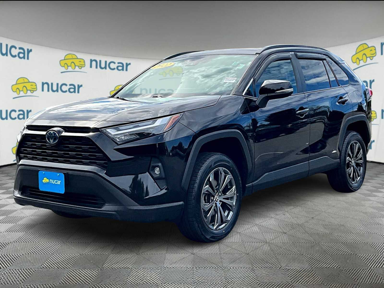 2022 Toyota RAV4 Hybrid XLE Premium photo 2